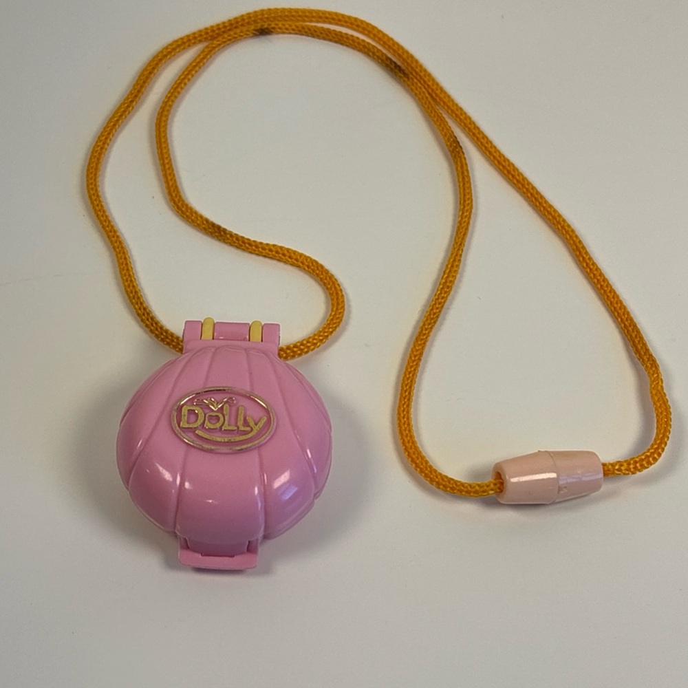 Vintage Dolly 1994 Miniature Compact Necklace 🌴 Polly Pocket Style Locket